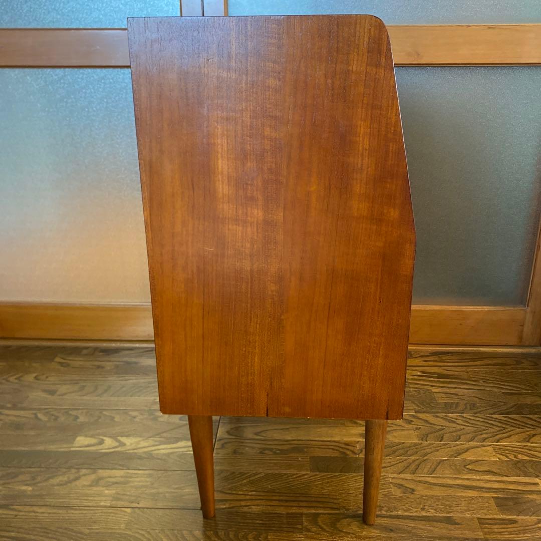 可愛い】ライティングテーブル　蛇腹扉　レトロ