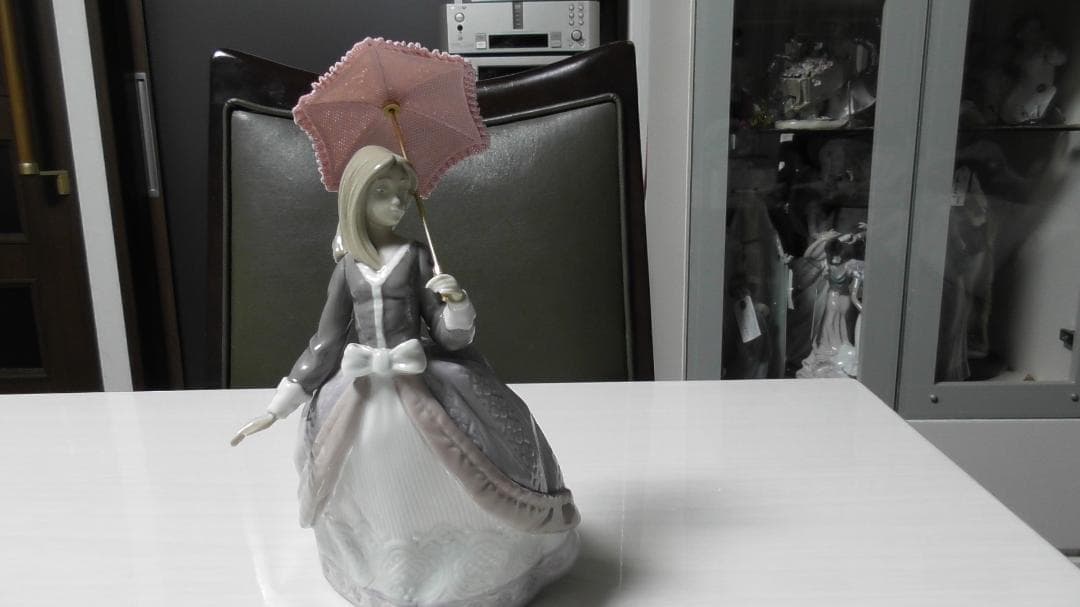 LLADRO　リヤドロ【パラソルの娘（アンジェラ）】値下　リアドロ　Ｌ333