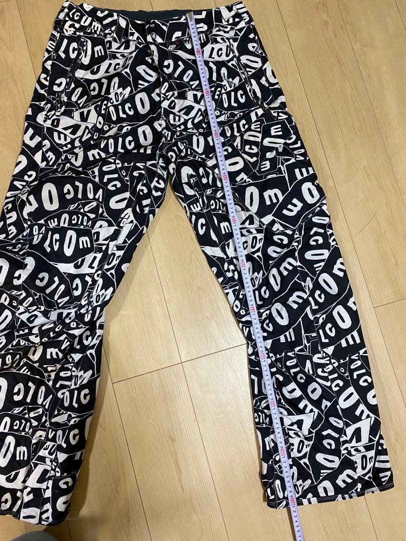 gorilla　ボルコム　スノーボードウェア 男性用