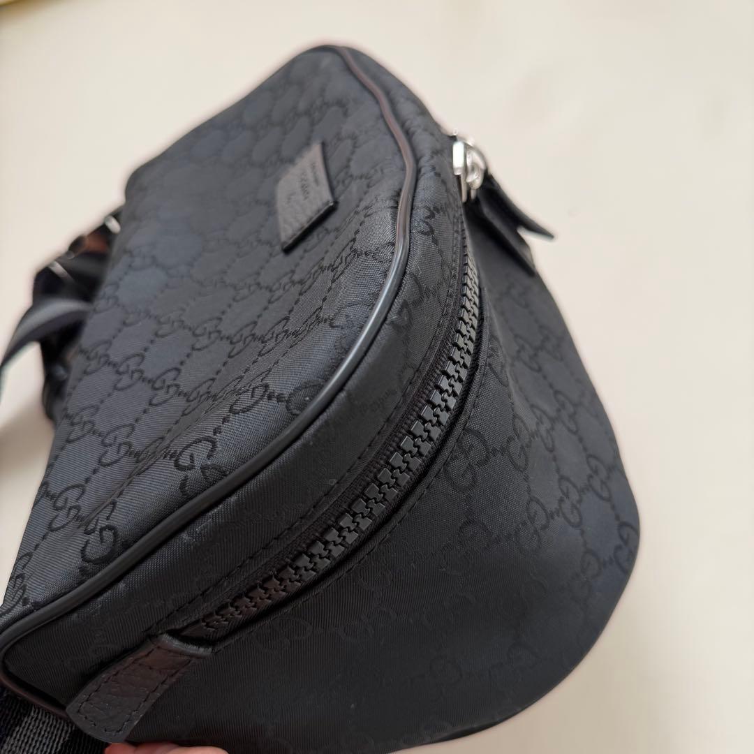 GUCCI グッチ GGキャンバス スリングバッグ ボディバッグ ブラック 黒