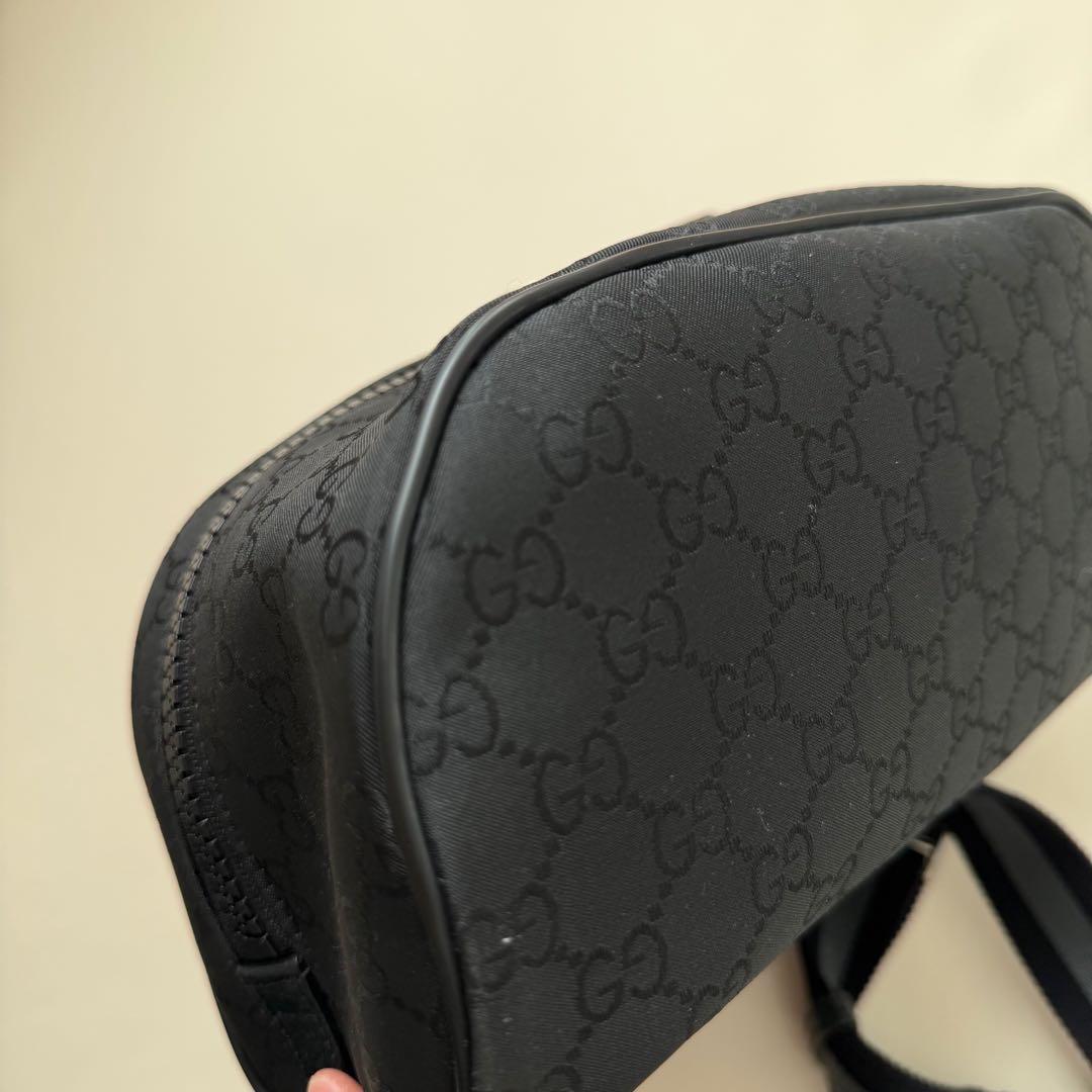GUCCI グッチ GGキャンバス スリングバッグ ボディバッグ ブラック 黒