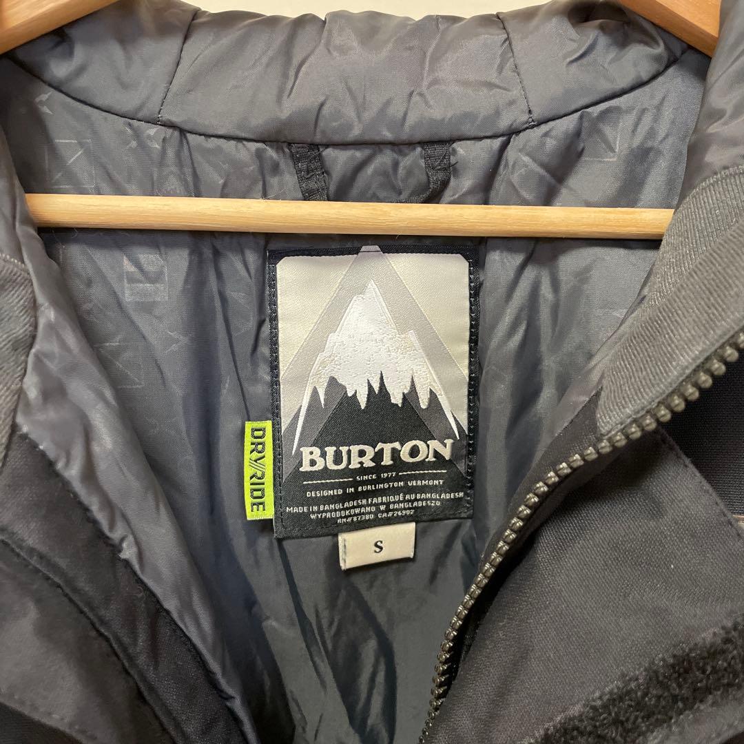 BURTON スノーボードウェア　上下　Sサイズ