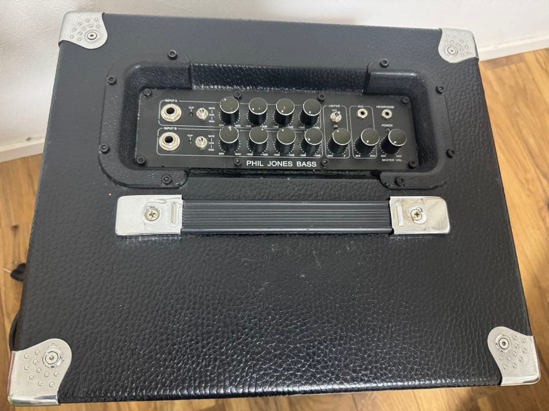 ベース PJB Suitcase Compact