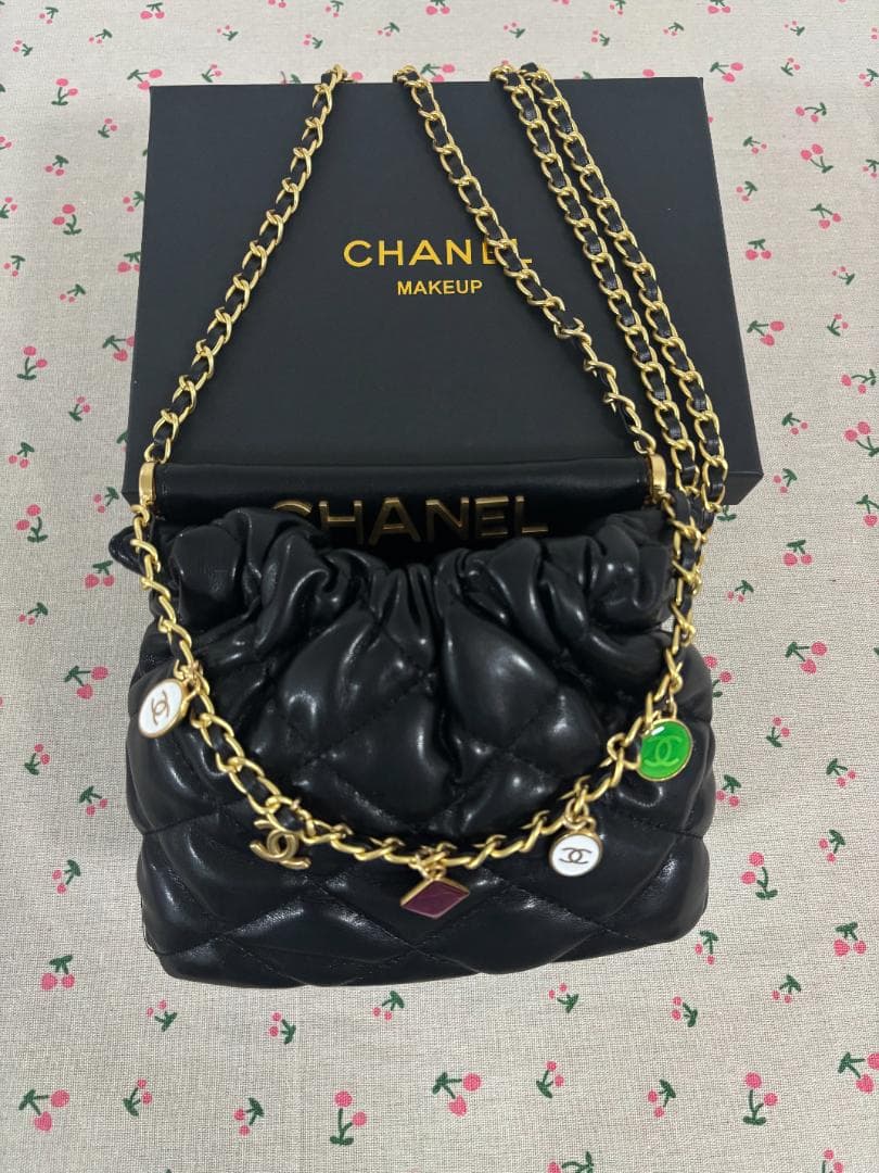 【即購入OK】巾着型 ショルダーバッグ チャーム