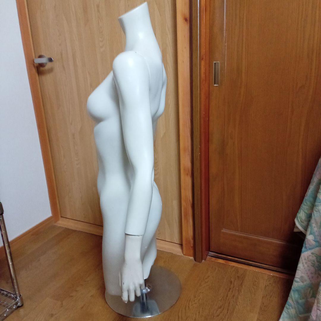 た*ぽ様 女性マネキン（傷あり、スタンド付き）