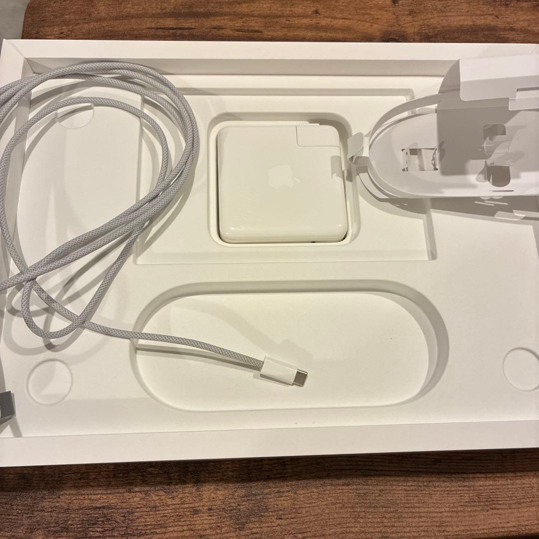 14インチMacBook Pro 32GBメモリ 1TB SSD