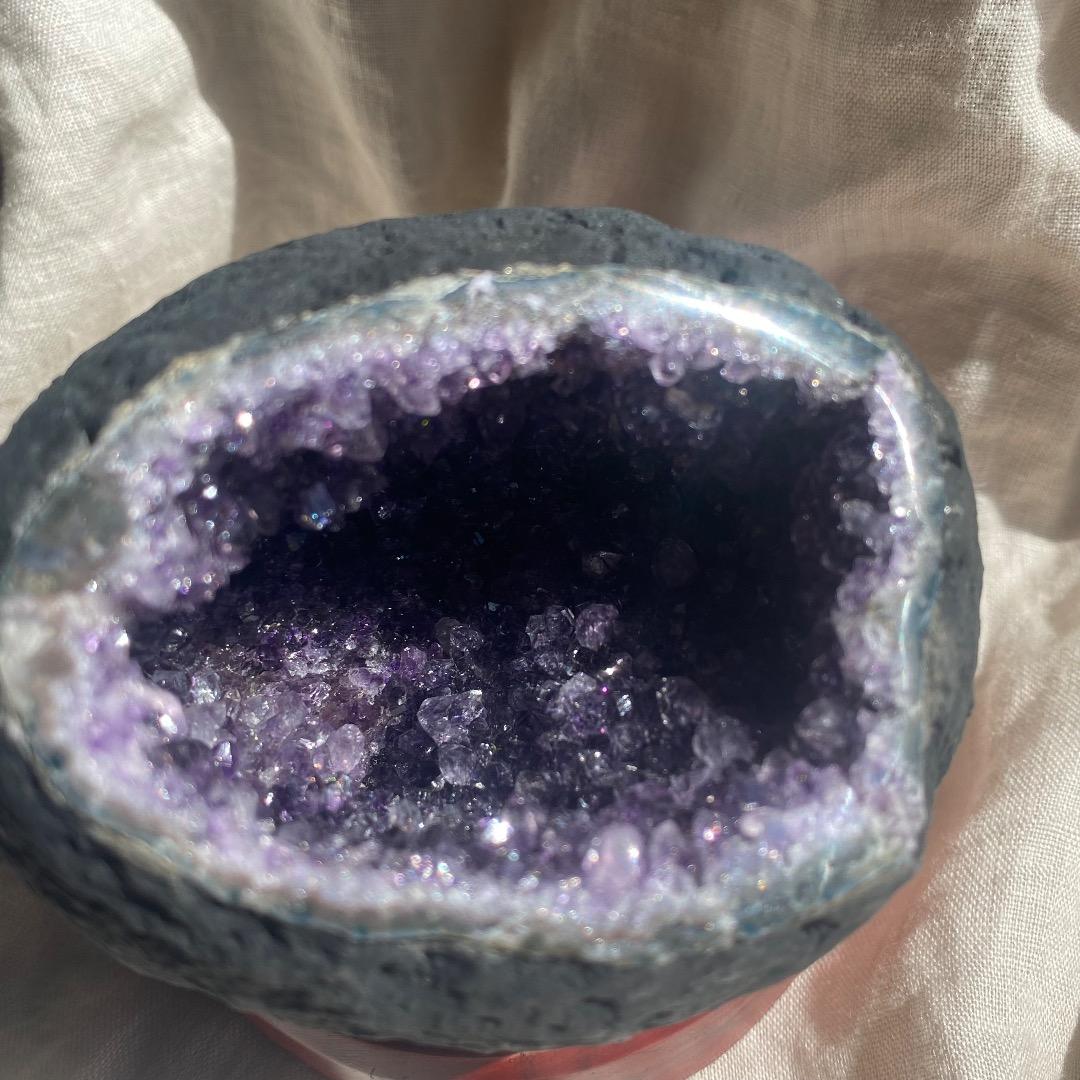 希少!アメジストドーム　台座付き　ウルグアイ産 5A grade