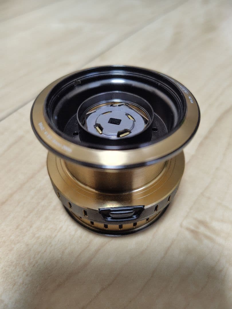 SLP WORKS LT5000S リールスプール ゴールド
