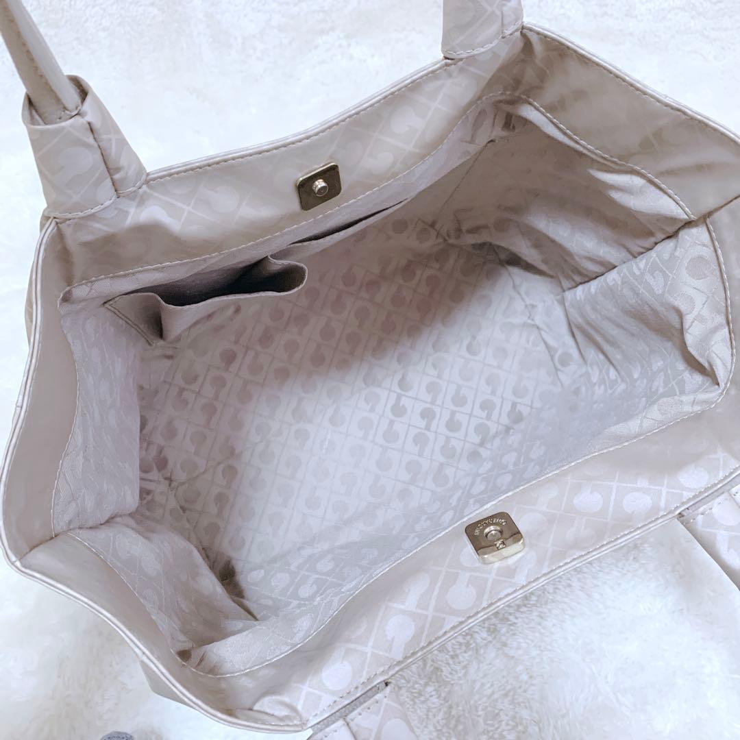 【メルチ】極美品 ゲラルディーニ ソフティ レザーハンドル トートバッグ