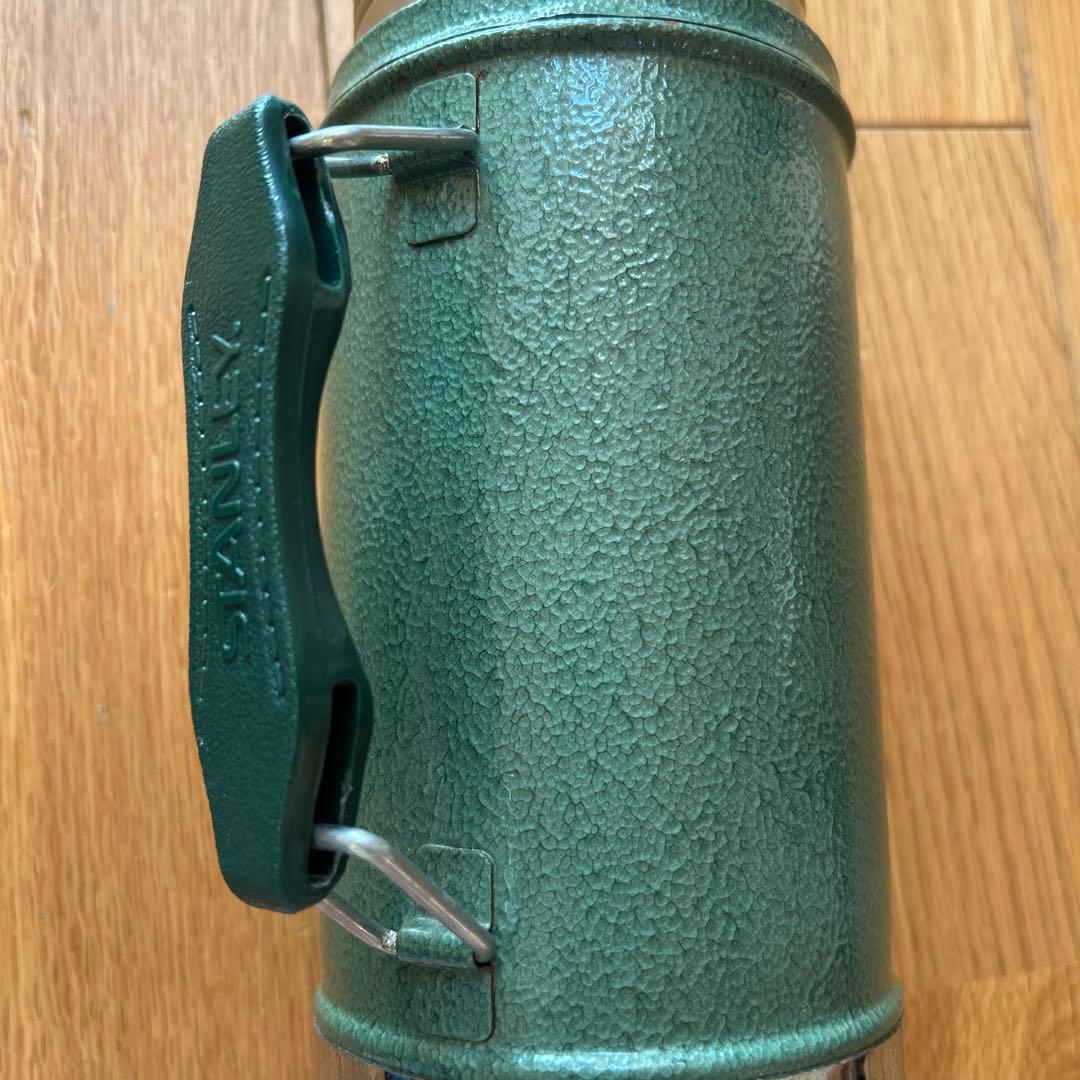 STANLEY スタンレー　Classic グリーン水筒　値下中