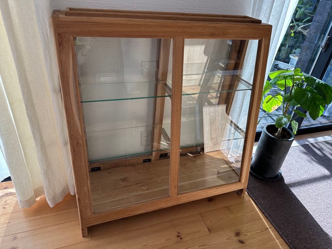 美品⭐︎チーク総無垢ショーケース台形⭐︎アンティーク