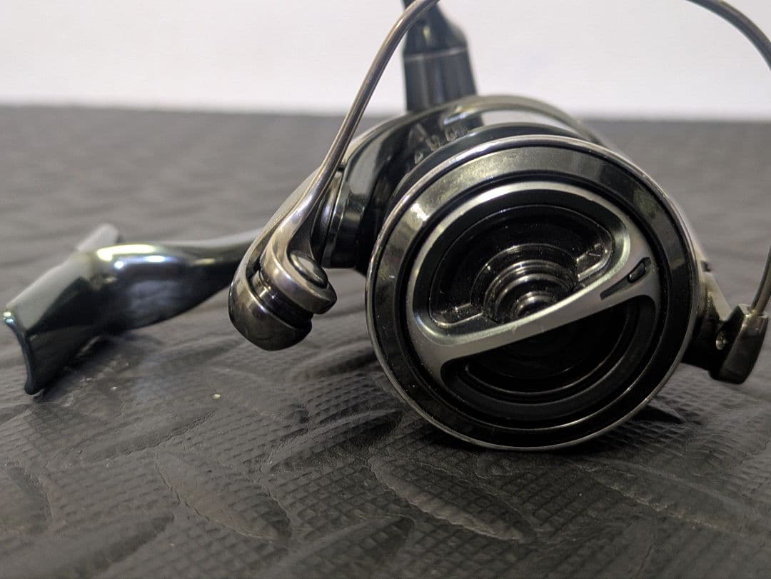 リール SHIMANO STELLA C2000SHG