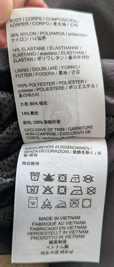 【新品未使用】ARC'TERYXガンマ ライトウェイト フーディ メンズ 黒 S