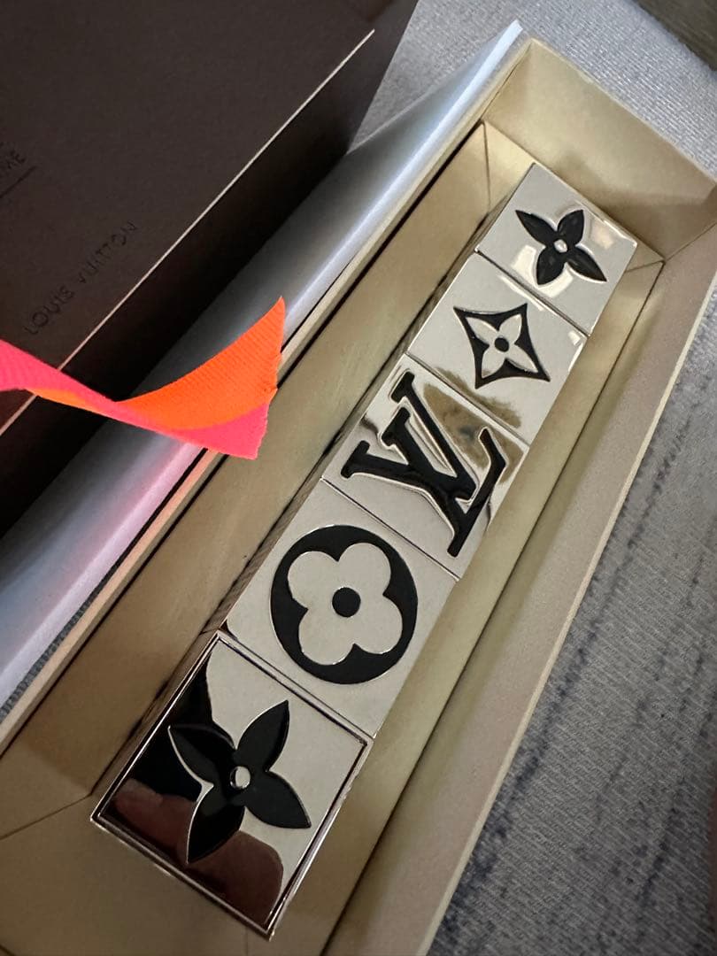 LOUIS VUITTON ノベルティ