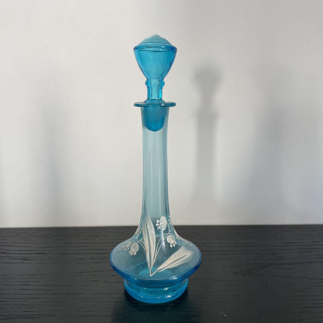 アンティーク　瓶　鈴蘭　スズラン　ヴィンテージ　ガラス　バカラ　アールヌーボー