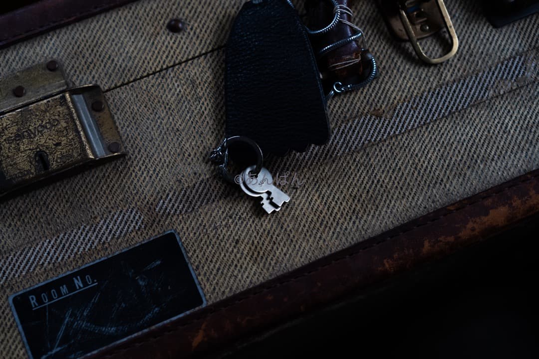 アンティーク レトロ　イギリス　英国　スーツケース トランク 旅行かばん　寅さん