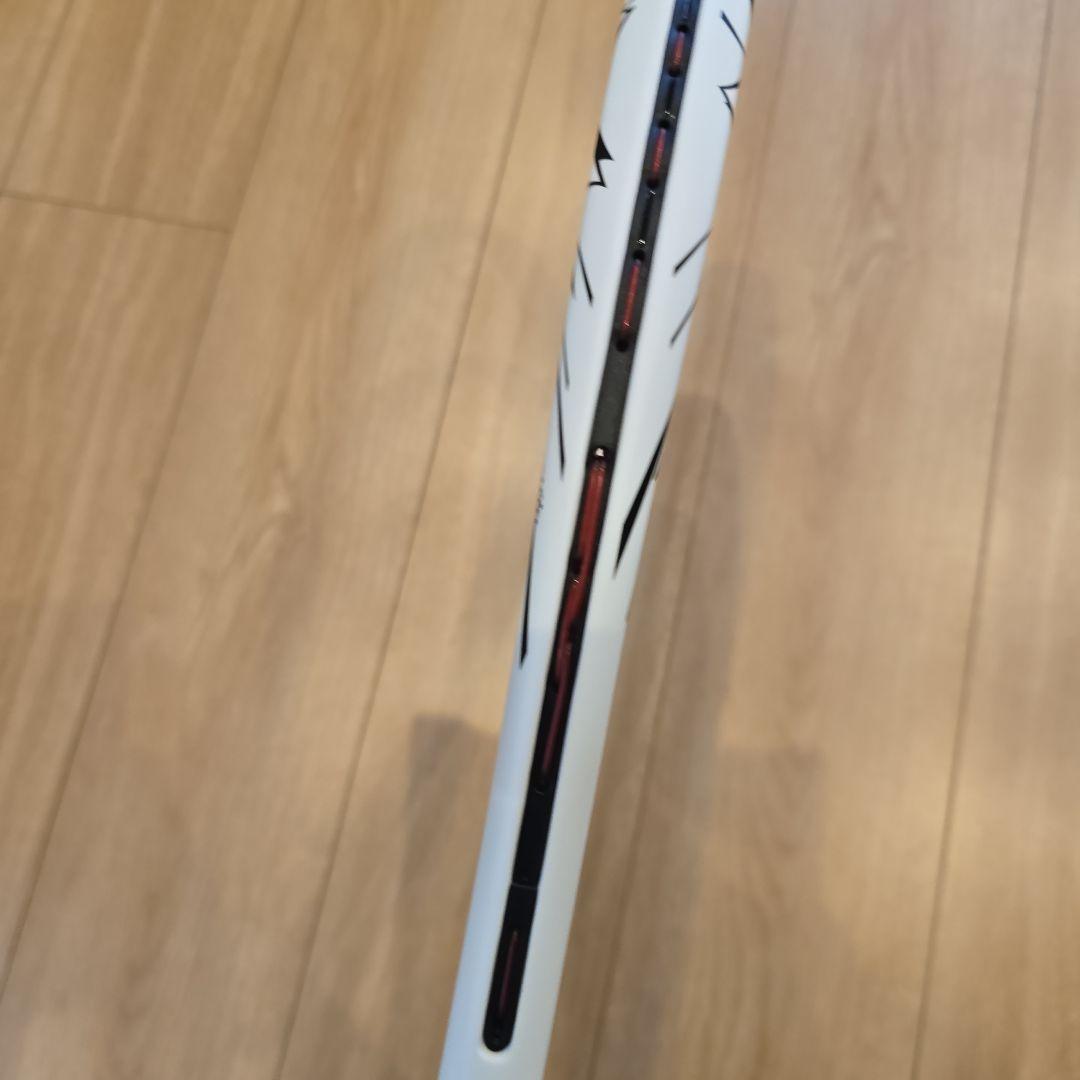 YONEX ボルトレイジ7Vステア