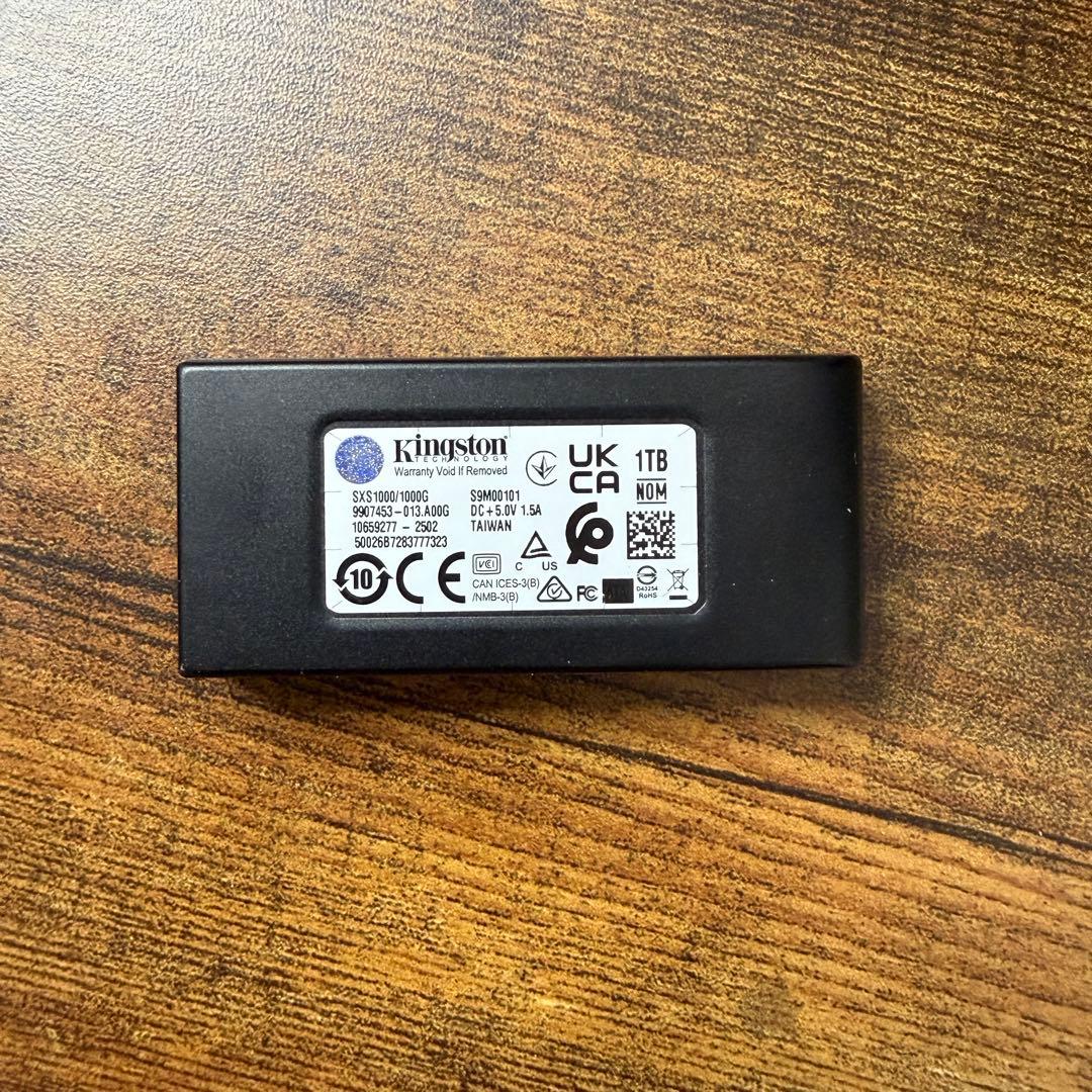 Kingston 外付けSSD 1TB