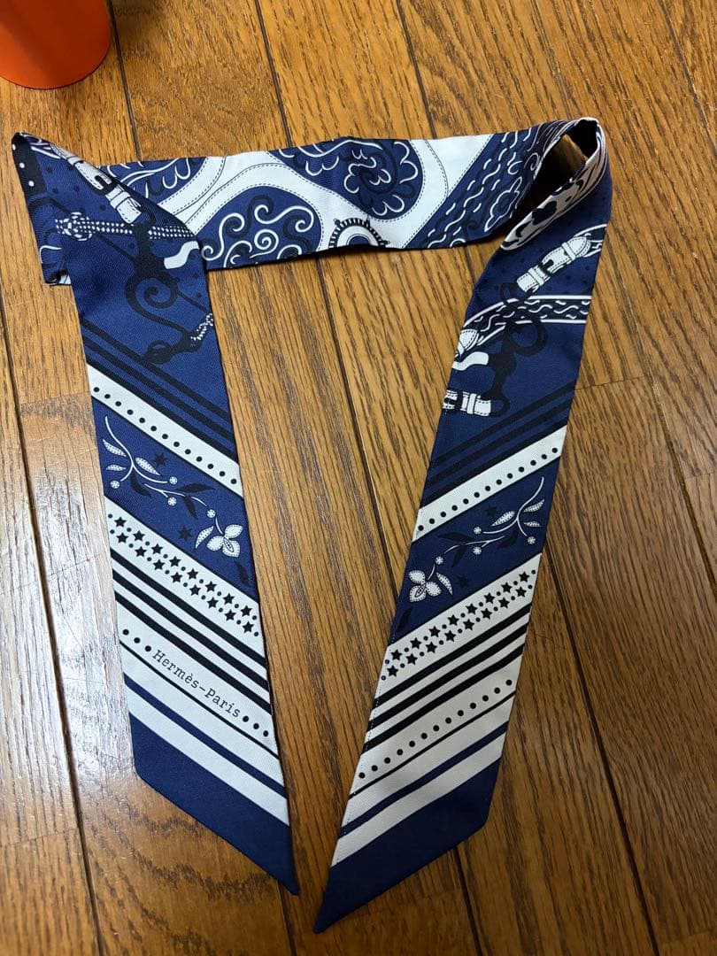 C*o様 超美品 HERMES ツイリー ネイビー
