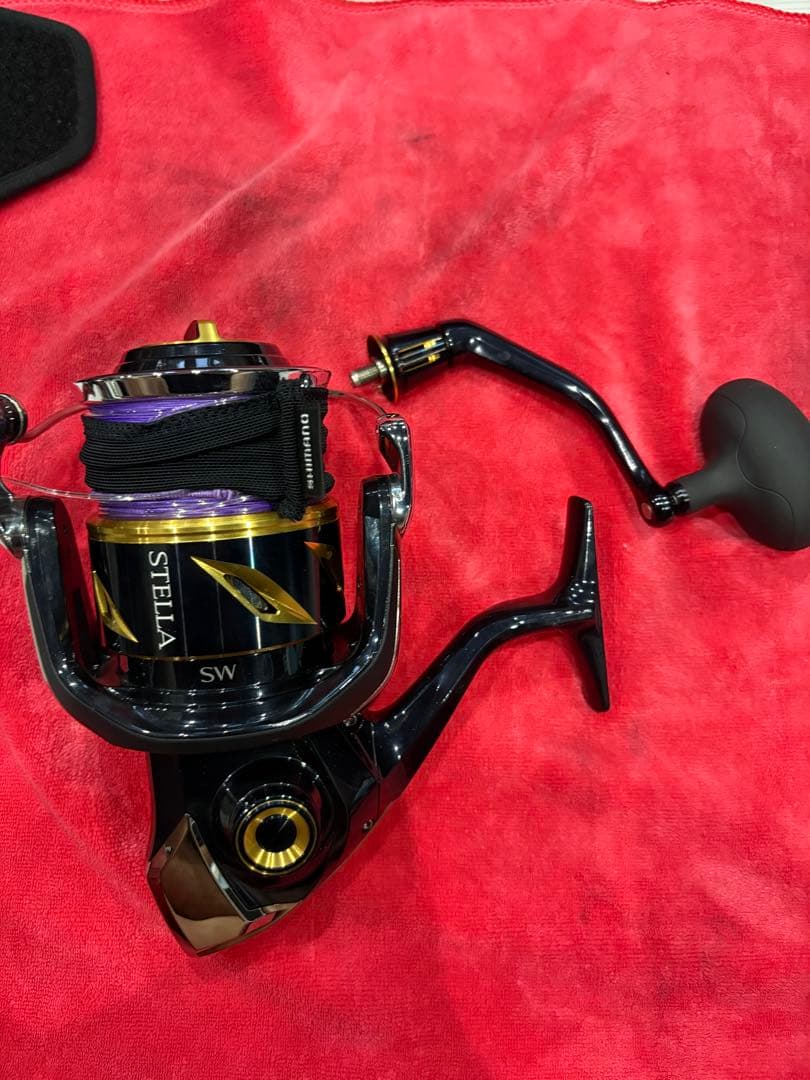 19STELLA SW18000スピニングリール　ステラ