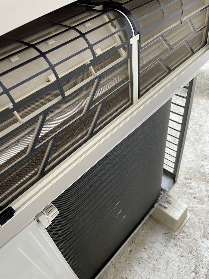 割と綺麗　Panasonic 8畳用エアコン　CS-EX257C