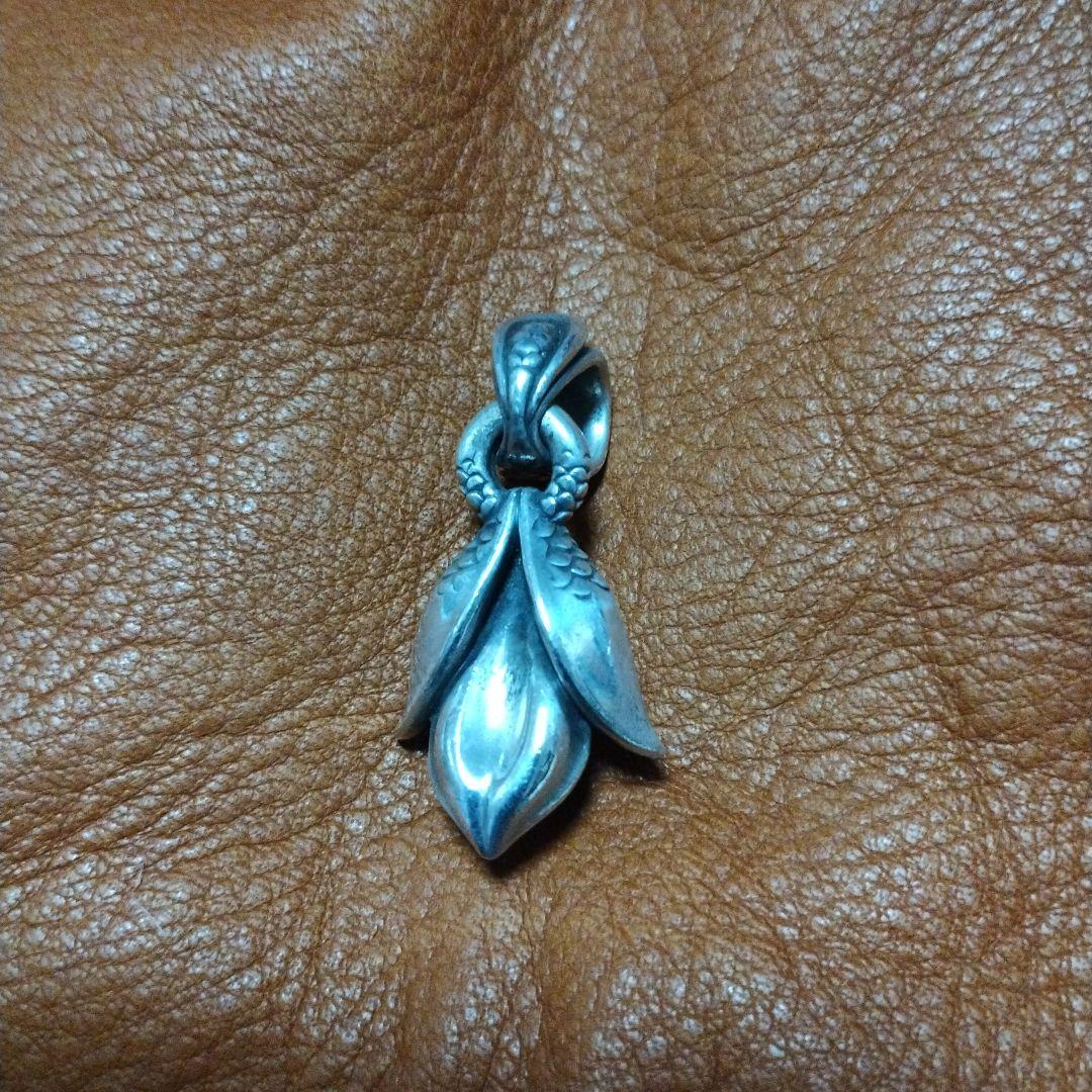 ブラッディマリー マーメイド フィン ネックレス