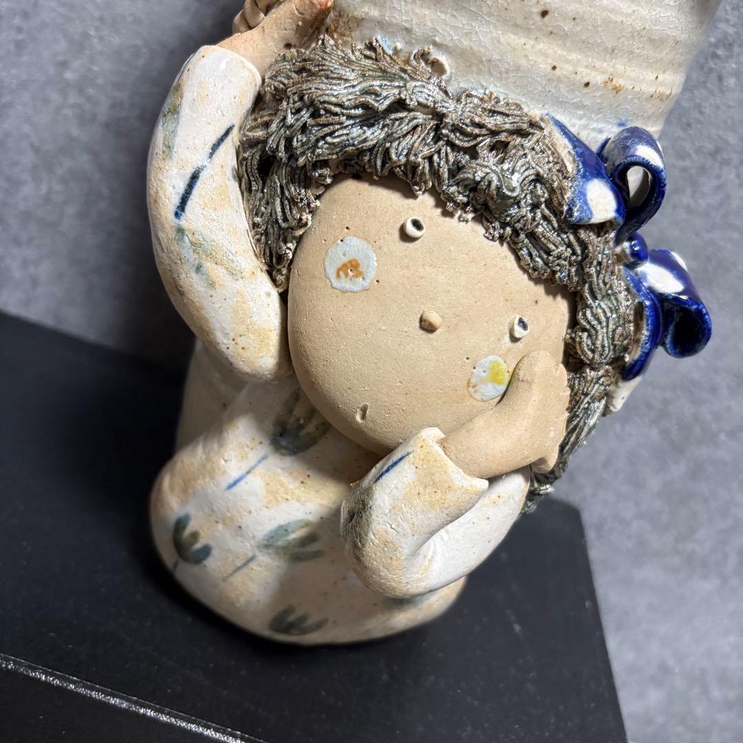 新品　可愛い立体お人形花入れ・花瓶「瀬戸焼」②