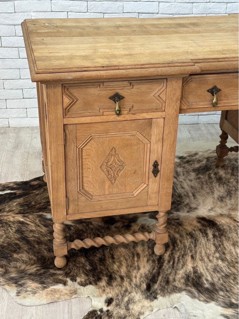 【チャーリー 】1960年　ベルギー　ビンテージ デスク 机 作業台