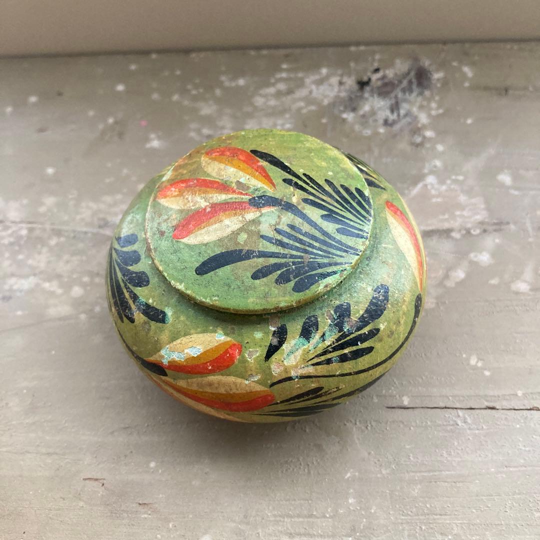 スウェーデン 古い木箱