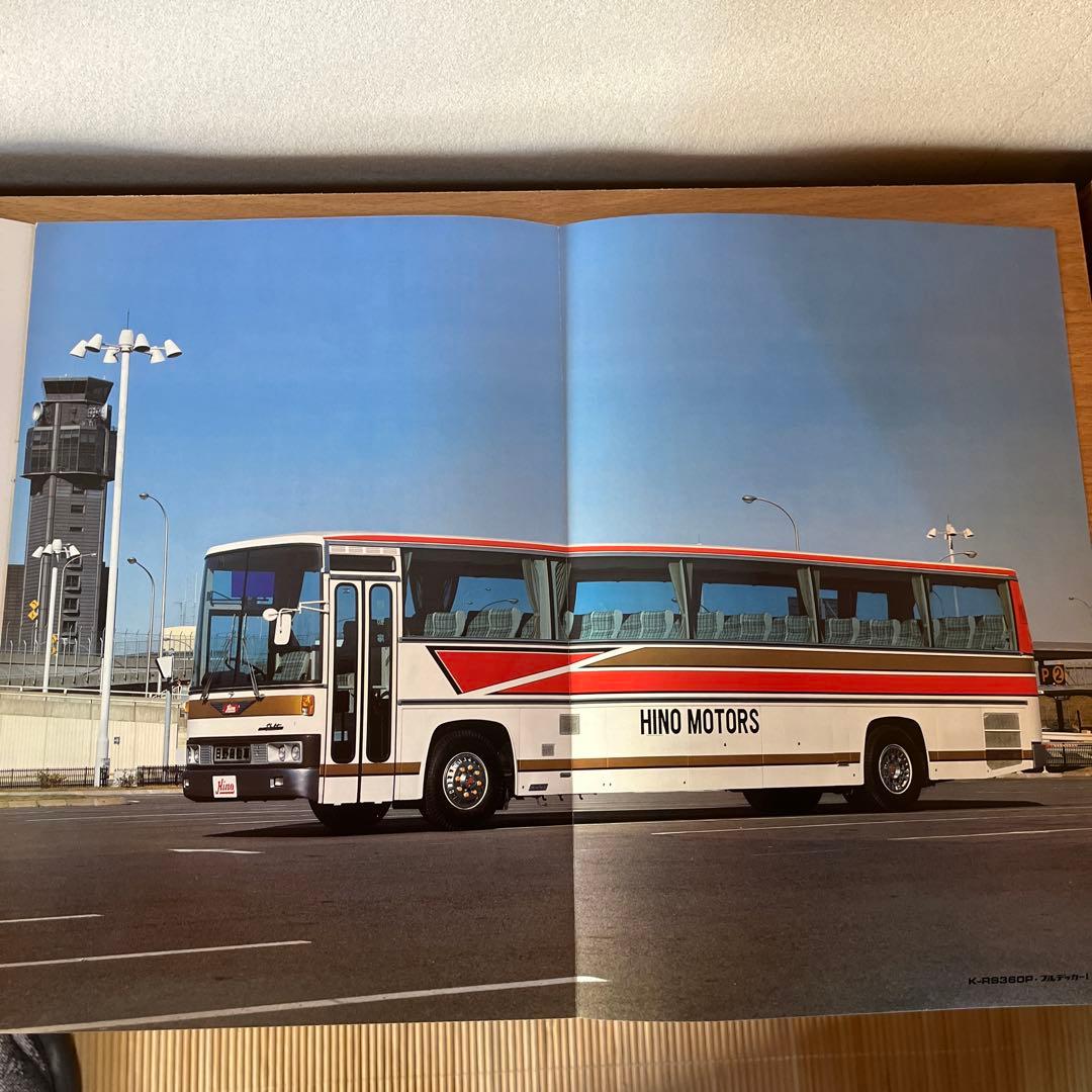 s*e様 希少！日野自動車 RS スケルトン大型バス カタログ