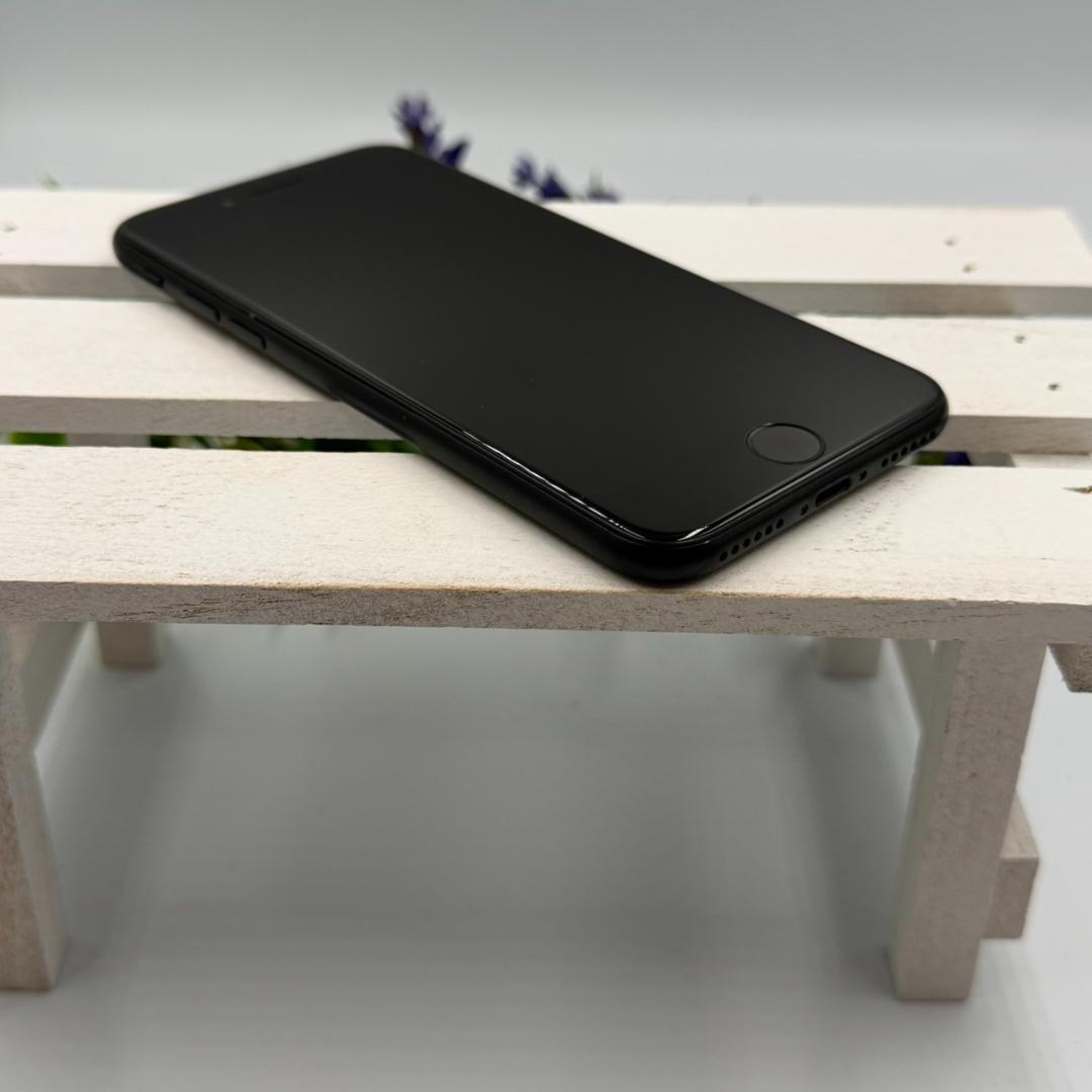 iPhone SE第3世代 64GB ミッドナイト 367