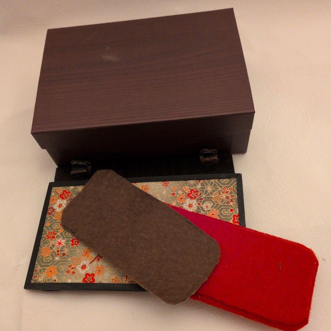 猫の雛人形5 陶器製 伝統的スタイル