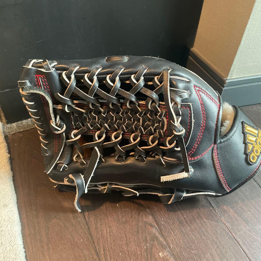 adidasグローブ外野手用　硬式(左投げ用)