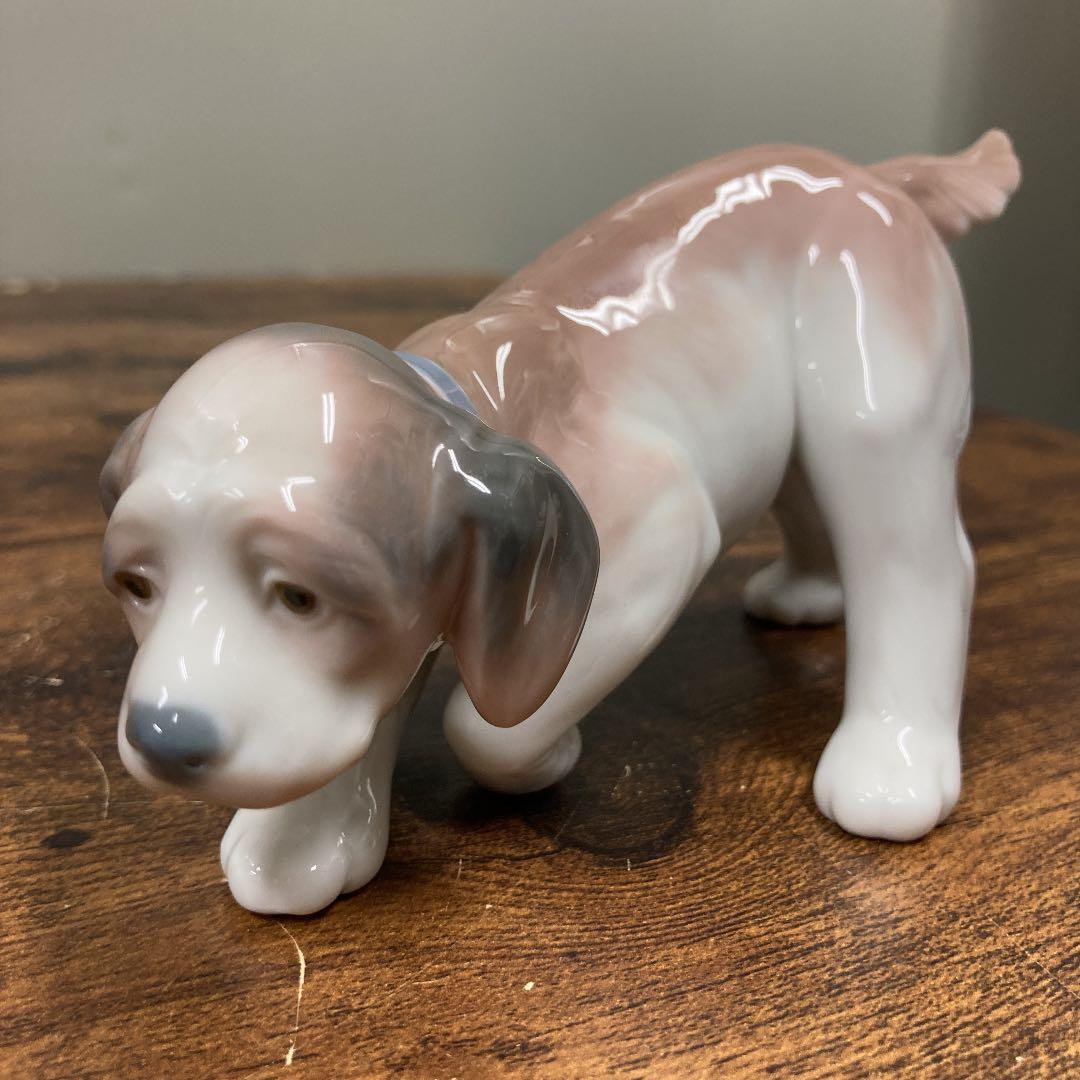 リヤドロ LLADRO 犬 フィギュリン　置物 陶器