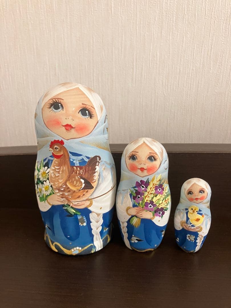 マトリョーシカ作家　スヴェトラーナ・ニコライヴァのマトリョーシカ