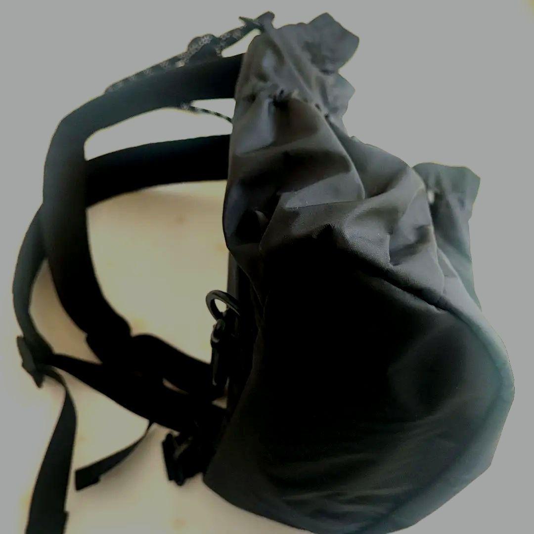 emmi エミ　撥水 emmiロゴマルチバックパック　黒　ブラック