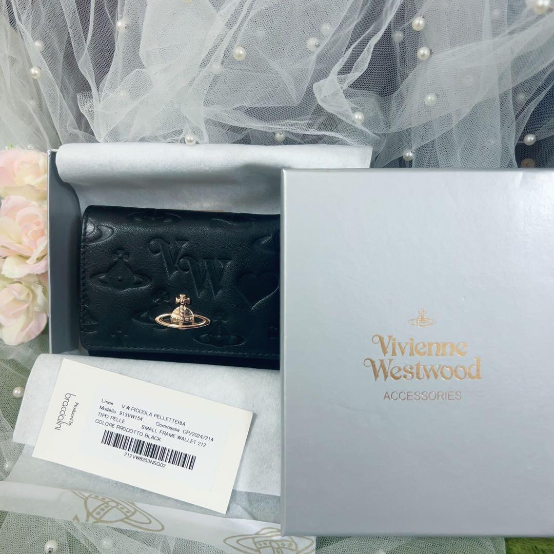 VivienneWestwoodエンボス加工 黒 三つ折り財布