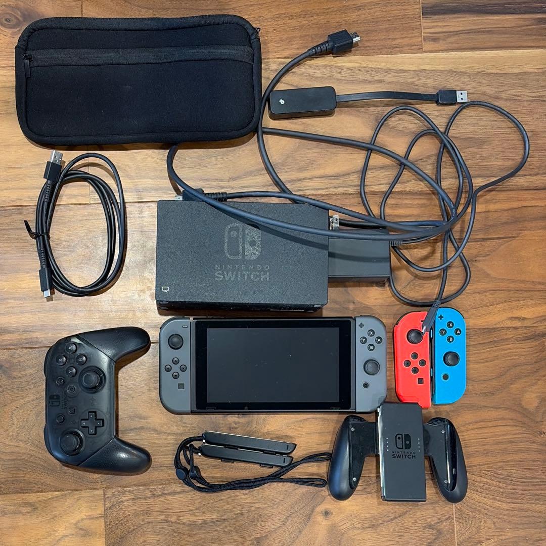 Nintendo Switch 本体 + Joy-Con, プロコンなど