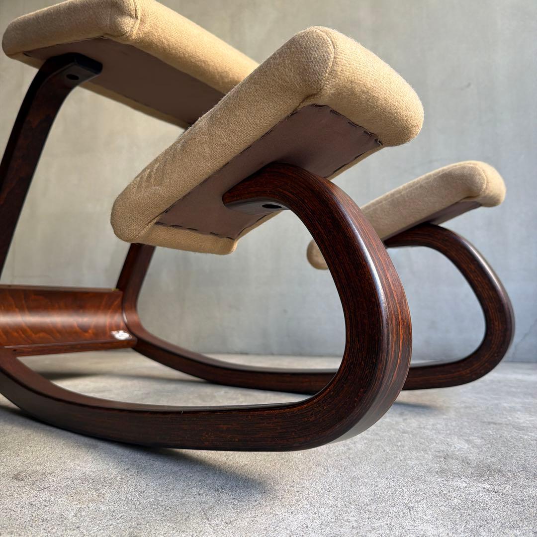 美品　stokke ストッケ ヴァリエール バランスチェア バリアブル