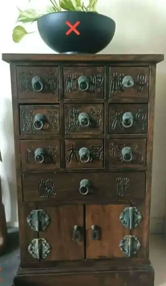 韓国アジアンアンティーク木製キャビネット