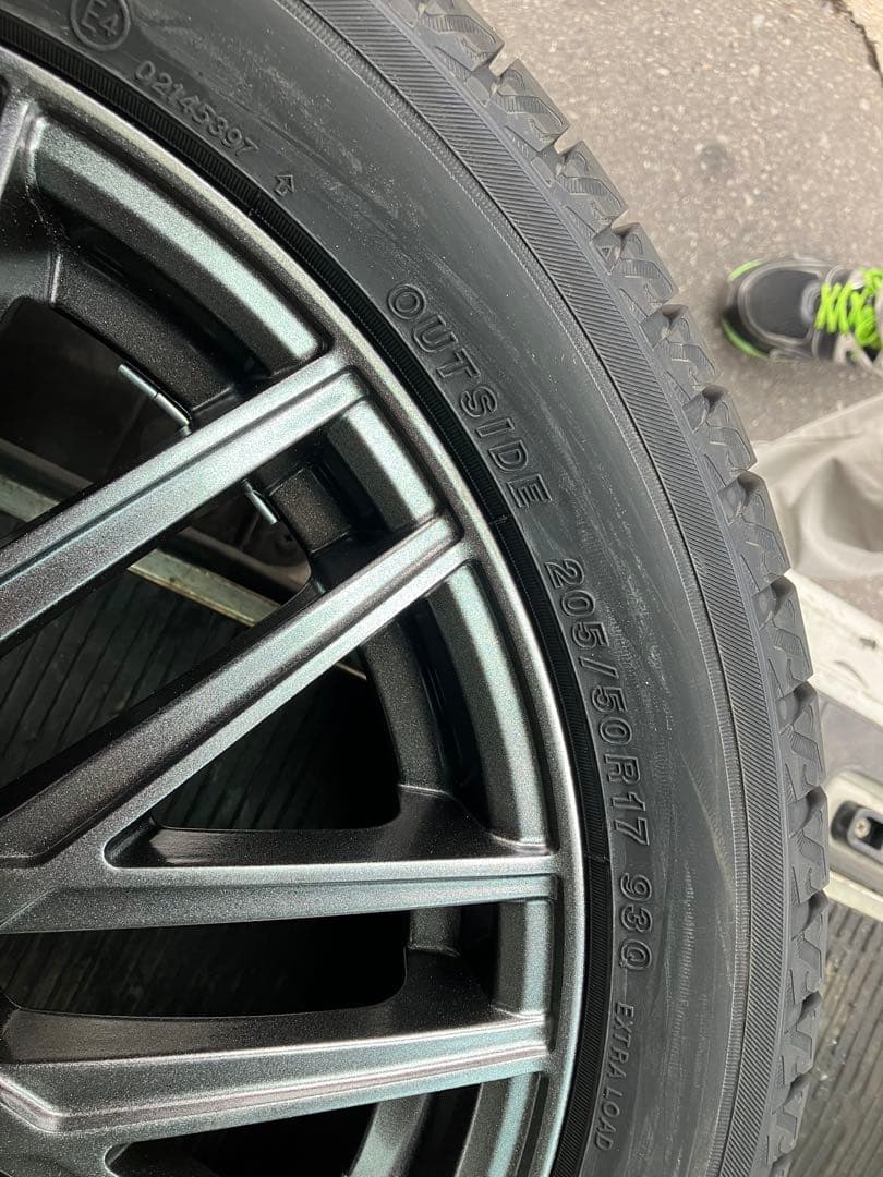 I*i様 スタッドレス　205/50R17 ホイール　未使用　アイスガード