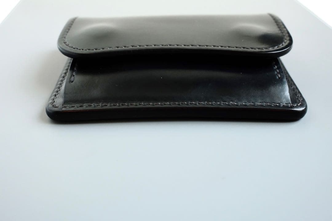 【さち】WILD SWANS タング シェルコードバン 黒