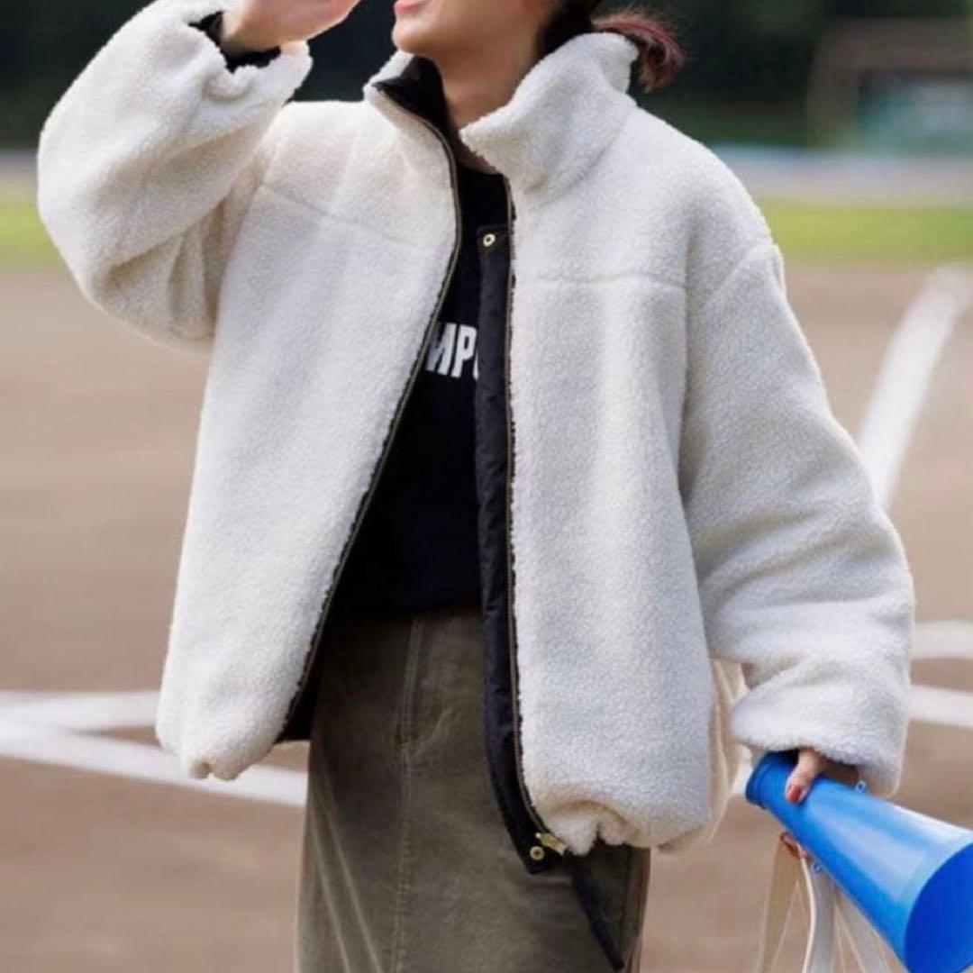 【美品】UNFILO TAION コラボ リバーシブルボアダウン 人気完売商品