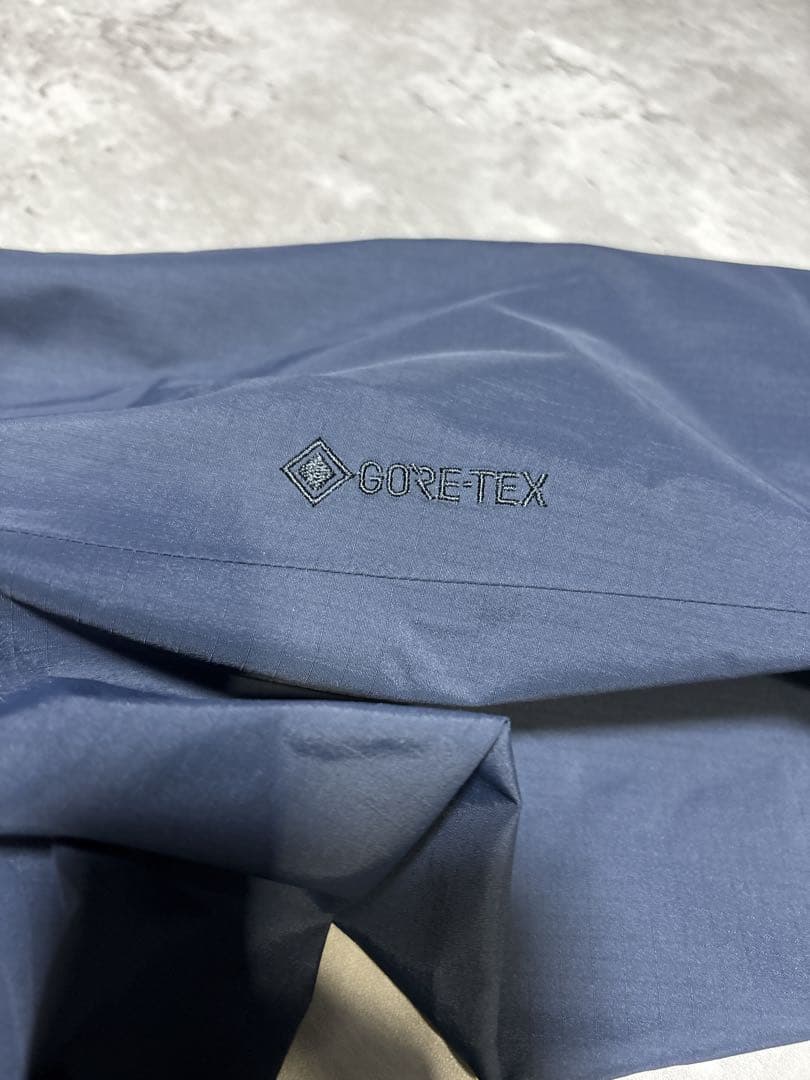 極美品　ARC'TERYX ZETA SL XS アークテリクス ゼータネイビー