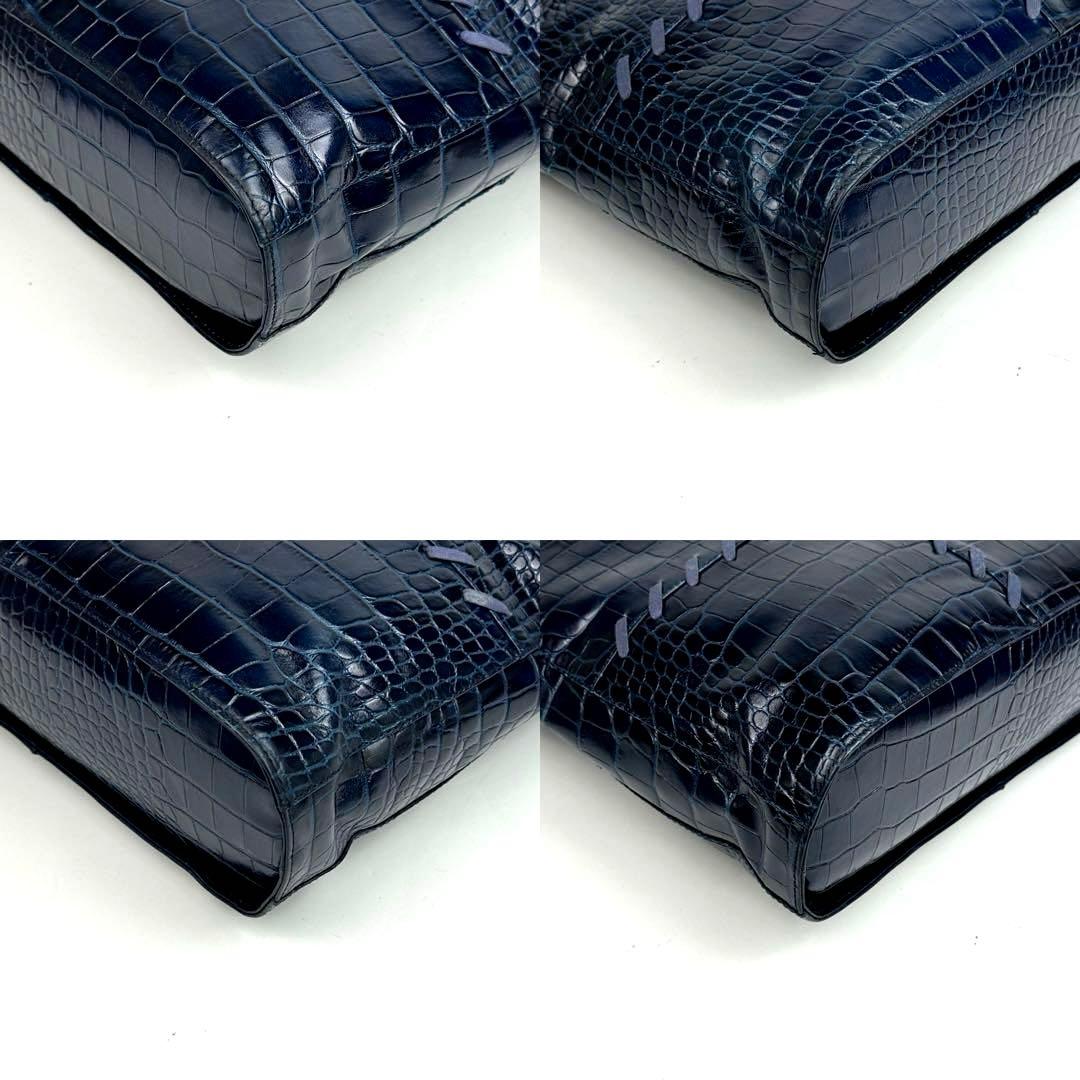 【美品】イヴサンローラン　ワンショルダー　肩掛け　ステッチ　クロコ　レザー　紺色