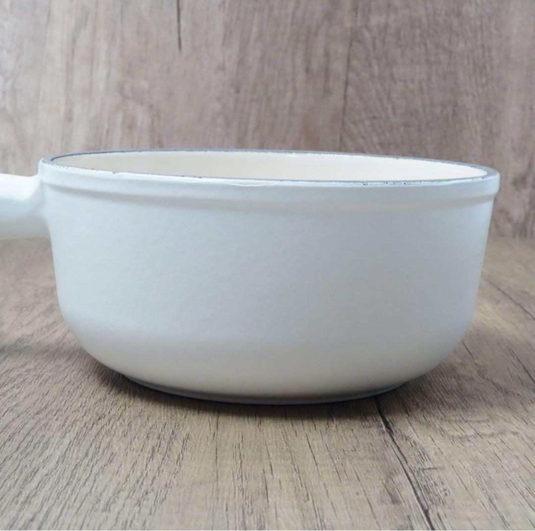 【美品】LE CREUSET　ソースパン　コットン　16cm フラワーツマミ