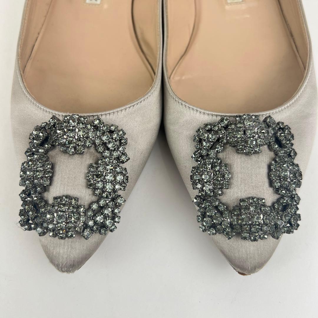 マノロブラニク　ハンギシ ビジューバックル　フラットパンプス　グレー　37