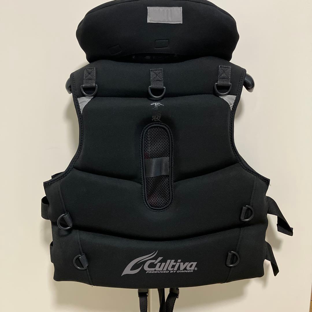 Cultiva カルティバ　撃投ボディプロテクター　極美品