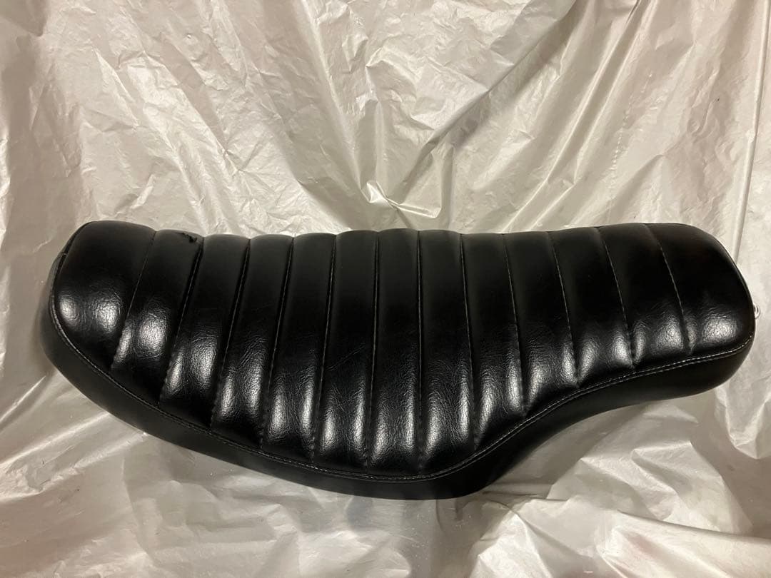 トランプサイクル　コブラシート　スポーツスターxl883 xl1200