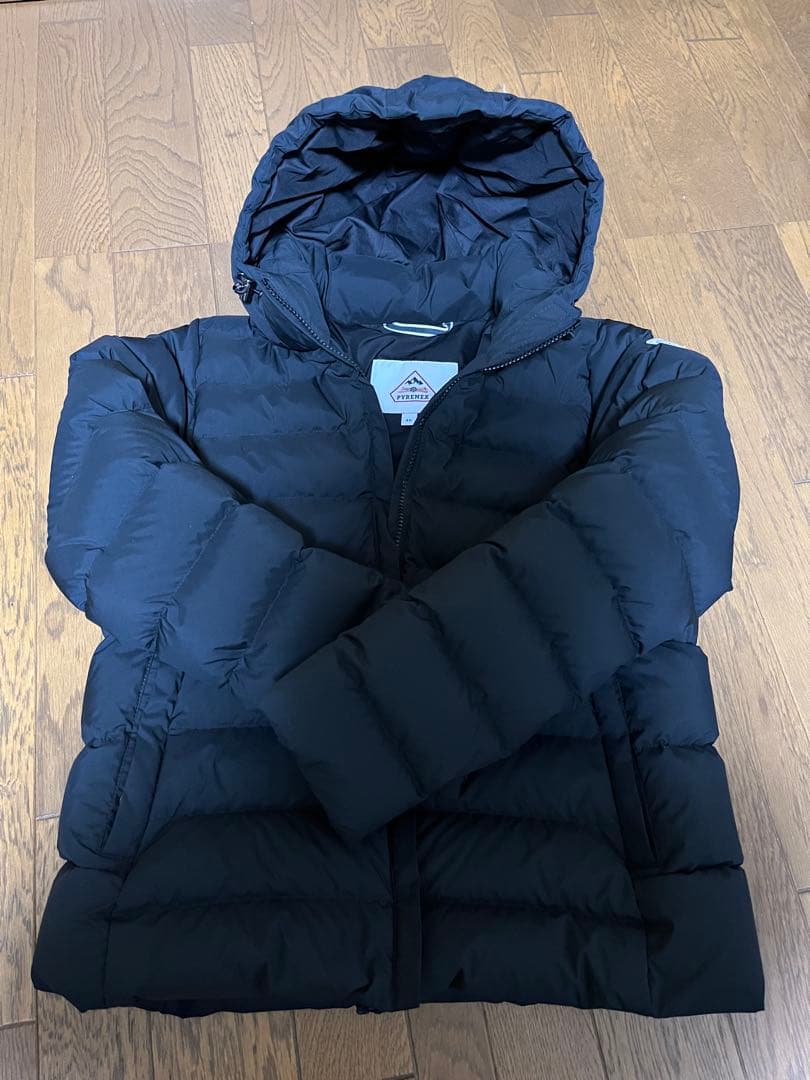 【極美品】Pyrenex SPOUTNIC SOFT2 ブラック 40